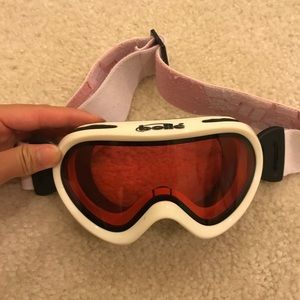 *sold* Pint Tint Winter Sports Goggles